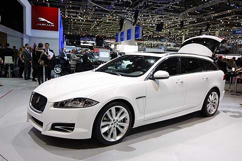 Jaguar - Jaguar XF Sportbrake vettura famigliare SW al Ginevra Motor Show 2012