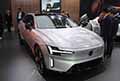 Volvo ES90 berlina di lusso esposta allIAA Mobility 2025 a Monaco di Baviera. Guarda le foto Live di Automania!