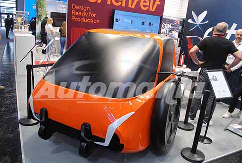 ETU Mobility - ETU Mobility SmartCity EV Concept auto elettrica si guida come un Segway e monopattini elettrici. Scopri la ETU Mobility SmartCity EV Concept. Non Perdere le Foto di Automania!