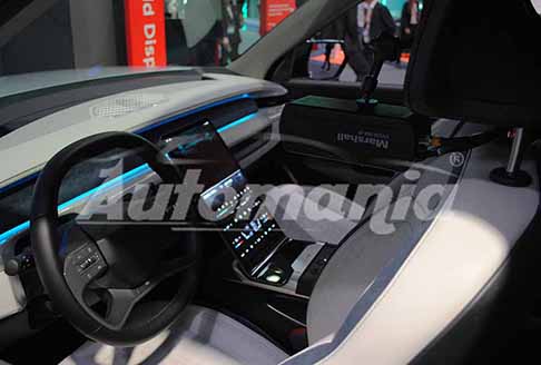 Hyundai MOBIS - Hyundai MOBIS presenta: Holographic Windshield Display, un Display olografico per parabrezza. Hyundai sostiene che questa tecnologia si andr ad integrare perfettamente con i sistemi ADAS. Guarda le Foto scattate al IAA Mobility 2025 by Automania.it!
