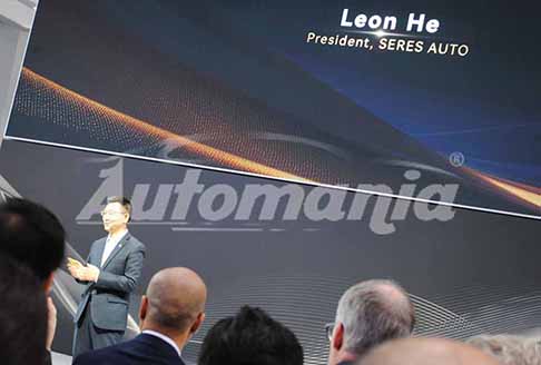 Aito - Press Conference Leon He Presidente Seres Auto per la presentazione di Luxury Suv Cinesi Aito allIAA Mobility 2025 a Monaco di Baviera in Germania