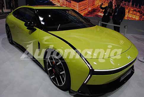 XPENG - XPENG Next P7 anterpima esposta allIAA Mobility 2025 a Monaco di Baviera in Germany. Scopri la Supercar XPENG Next P7 made in Cina. Non Perdere le Foto!