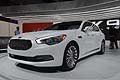 Kia K900 anteriore vettura al LA Auto Show 2013