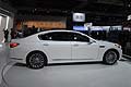 Kia K900 White fiancata laterale al Los Angeles Auto Show 2013