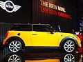 Mini Cooper laterale al Salone di Los Angeles 2013