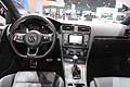 Volkswagen GTI interni vettura al Salone di Los Angeles 2013