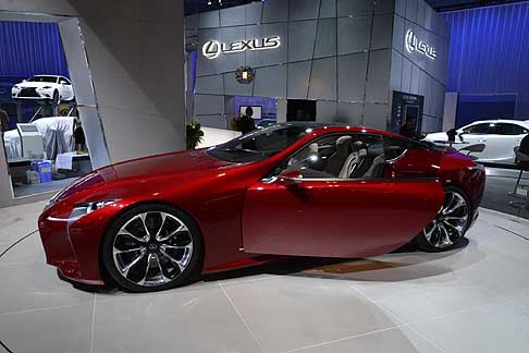 LA-Auto-Show Lexus
