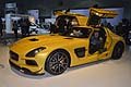 New Mercedesz-benz SLS AMG Coup Black Series ali di gabbiano al Salone di Los Angeles International Auto Show 2012