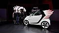 Smart ForJeremy lincontro tra Jeremy Scott e la Smart Fortwo elettrica, lo stilista ha espresso la sua ammirazione per la piccola vettura elettrica