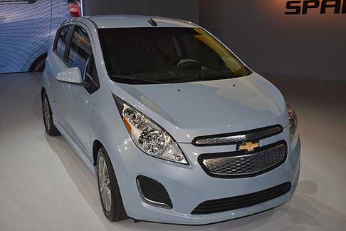 Chevrolet - Chevrolet Spark EV auto elettrica dotata del modernissimo sistema Chevrolet MyLinkt