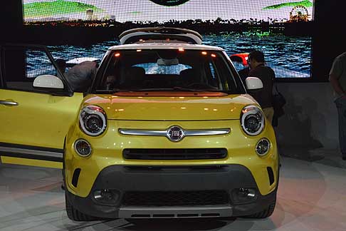 Fiat - Fiat 500L versione Trekking che debutta negli Stati Uniti