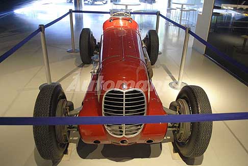 Maserati - Maserati Tipo 6MC con motore da 6 cilindri in linea dalla potenza max di 175 CV, l´elemento caratterizzante era il telaio