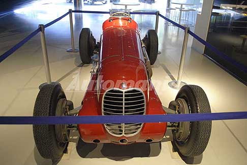 Maserati - Maserati Tipo 6MC con motore da 6 cilindri in linea dalla potenza max di 175 CV, lelemento caratterizzante era il telaio