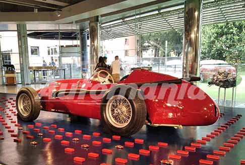Maserati-showroom Formula1
