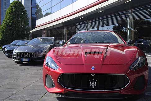 Maserati-showroom Esterno