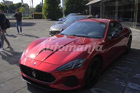 Maserati-showroom Esterno