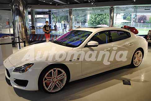 Maserati - Maserati Quattroporte Fuoriserie Unica allo Showromm ufficiale Maserati di Modena