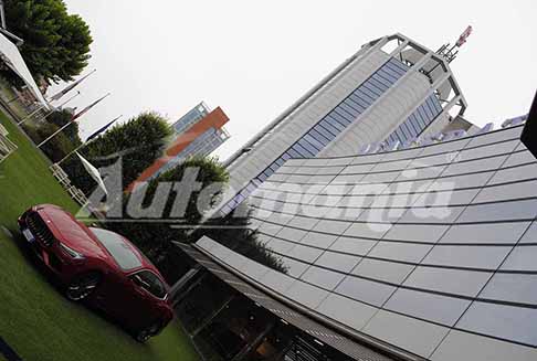 Maserati - Torre Maserati e Showromm a Modena esposizione Motor Valley Fest 2021