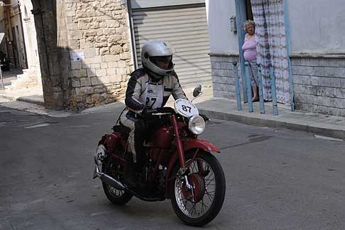 Milano Taranto 2015 - Moto Guzzi Airone 250cc lady De Marcellis Nadia