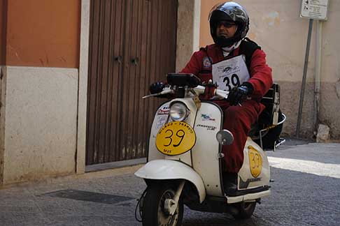 Milano Taranto 2015 - Innocenti Lambretta LI 125cc del 1959 biker Mancini Adriano di Empoli