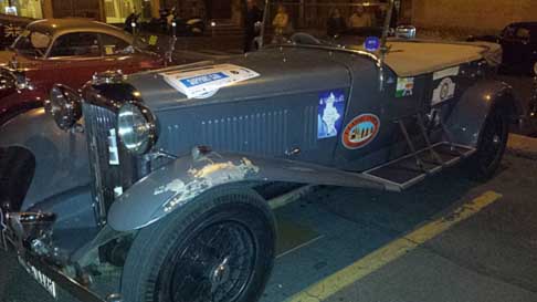 Mille Miglia Bologna - 1000 Miglia 2014 con auto storica con il numero 9 del 1930 esposta a Bologna