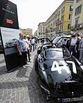 Mercedes-Benz 300 SL nera con numero di gara 417