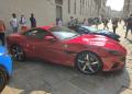 Ferrari Portofino M al Mimo Motor Show 2021 nelle vie pedonali del centro di Milano