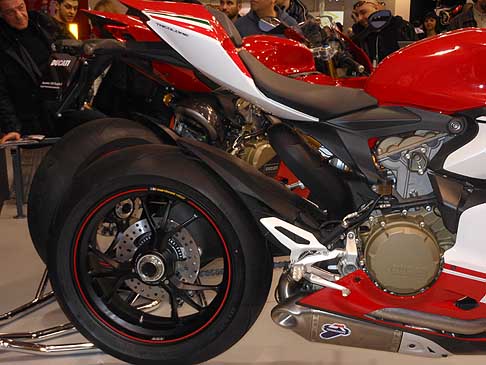 Ducati - Moto Ducati 1199 Panigale S versione Tricolore