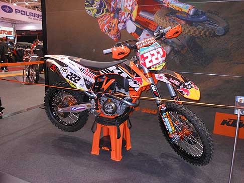 KYM - Motocross KTM 350 SX-F di Tony Cairoli