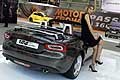 Fiat 124 spider posteriore e modella al Motor Show 2016 di Bologna