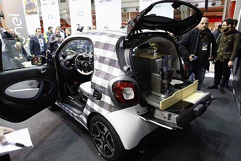Motor-Show Smart