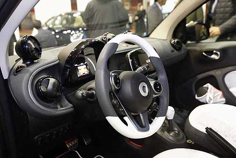 Motor-Show Smart