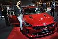 Kia Stinger e hostess al Motor Show di Bologna 2017