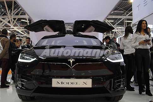 Motor-Show Tesla