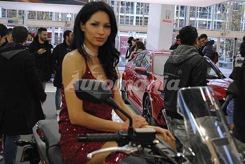 Motor-Show Hostess