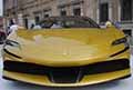 Ferrari SF90 spider calandra al Motor Valley Fest 2021 in Piazza Roma a Modena