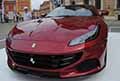 Ferrari Portofino M anteriore sportcars al Motor Valley Fest edizione 2021 in Piazza Roma a Modena