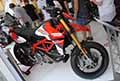 Moto Ducati 950 SP Hypermotaro in esposizione al Motor Valley Fest 2021 a Modena in Piazza Grande
