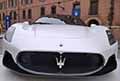 Maserati MC 20 calandra vettura sportiva in esposizione a Piazza XX Settembre al Motor Valley Fest 2022 di Modena