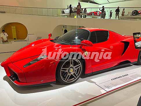 Ferrari - Ferrari Enzo del 2002 al Museo Casa Enzo Ferrari di Modena dedicata alla memoria del fondatore Enzo Ferrari. Scopri lesclusiva Ferrari Enzo. Guarda le Foto!