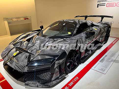 Ferrari - Ferrari F80 mulotype Concept Car in esclusiva al Museo Enzo Ferrari di Modena la nuovissima Hypercar estrema presentata nel 2024. Scopri lesclusiva Ferrari F80 prototipo. Guarda le Foto!