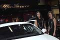 Alfa Romeo Giulietta con le ragazze nello stand Alfa Romeo