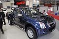 Pick-Up Isuzu blu metallizato al Motor Show di Bologna 2011