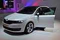 Škoda MissionL concept rappresenta un’anticipazione molto concreta della nuova berlina, che sarà introdotta nei mercati europei e andrà ad ampliare la gamma attuale