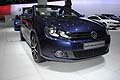 Anteriore vettura del Volkswagen Golf Cabriolet Exclusive al Motorshow di Bologna 2011