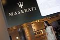 Stand Maserati e hostess al Motor Show