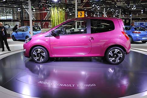 Renault - Renault Nuova Twingo proposta in tre allestimenti Energy, Wave e Live. Svelati i listini