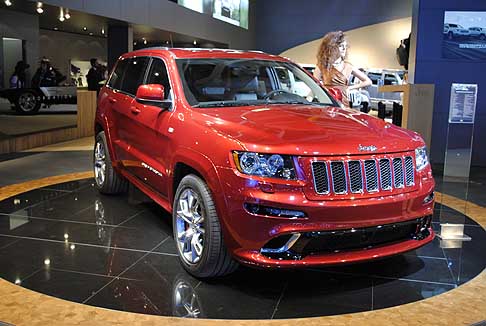 Jeep - Anteprima Nazionale del nuovo Jeep Grand Cherokee SRT8 al salone dellautomobile di Bologna