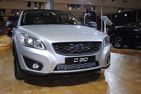 Volvo - Frontale del Volvo C 30 Full Electric vehicle anteprima italiana al Motor Show