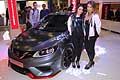Vettura Nissan Pulsar Concept e ragazze al Motor Show di Bologna 2014 per la 39^ edizione